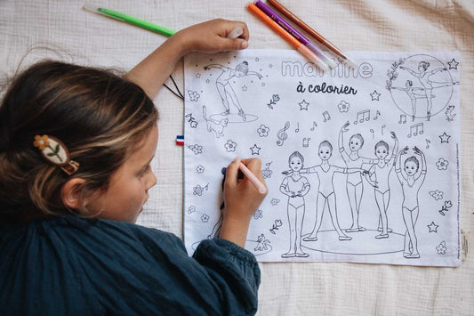 Set de table à colorier lavable — Martine fait de la danse | Loulou des Bois